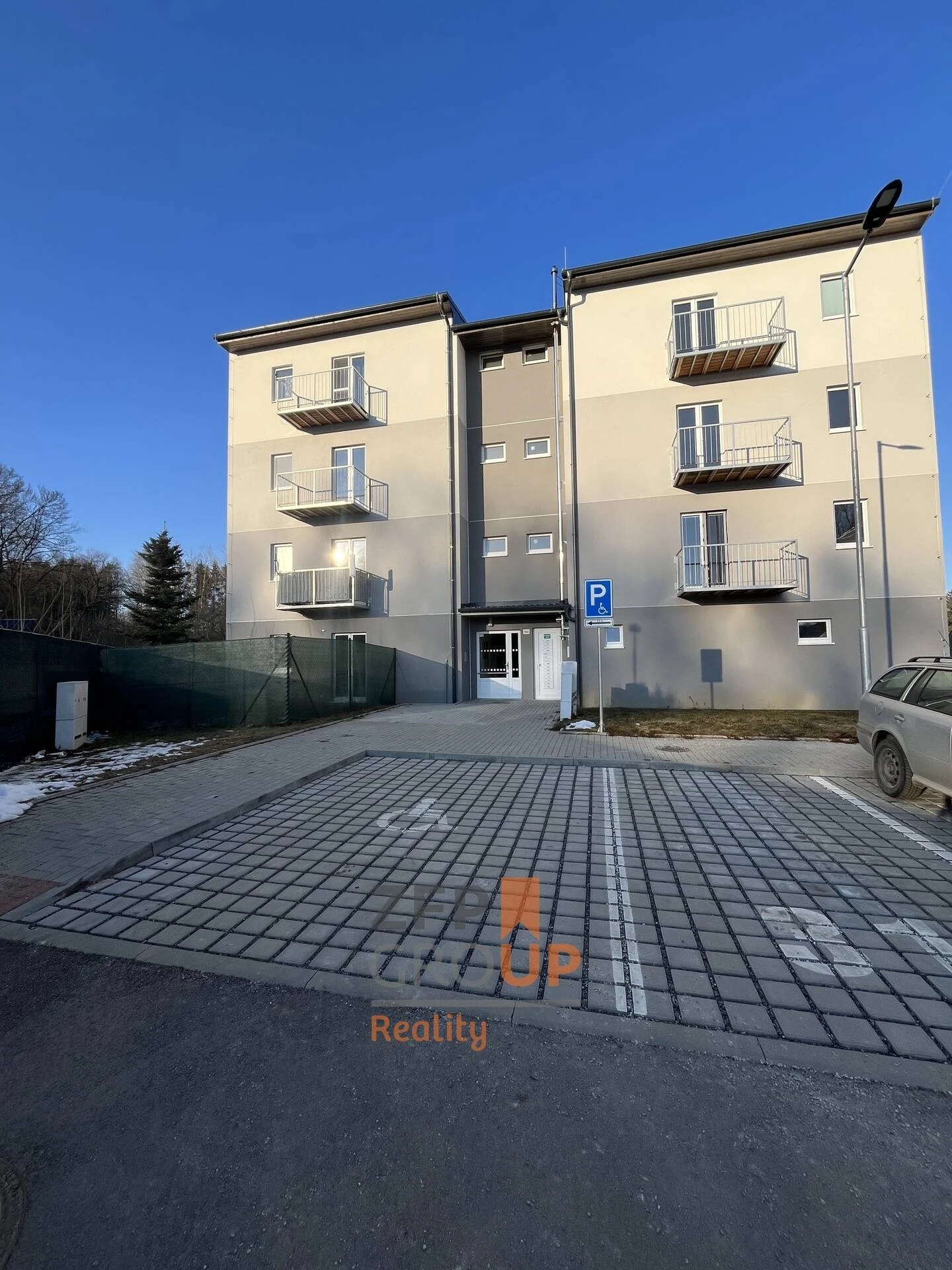 Nemovitost 12